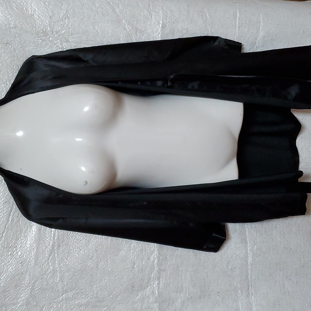 Victoria Secret Black Satin Robe Attached Belt - Picture 5 of 16